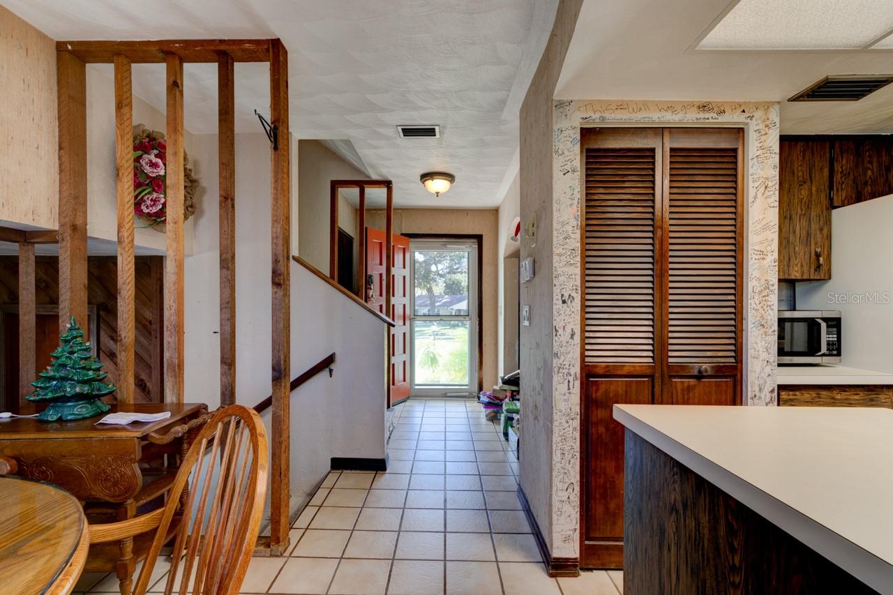 453 MERRIMAC DRIVE