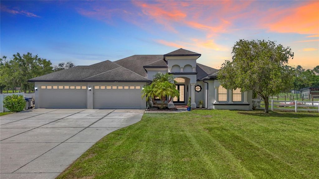 Photo of 12637 Tyler Run Avenue, Odessa, FL 33556 (MLS # TB8396565)