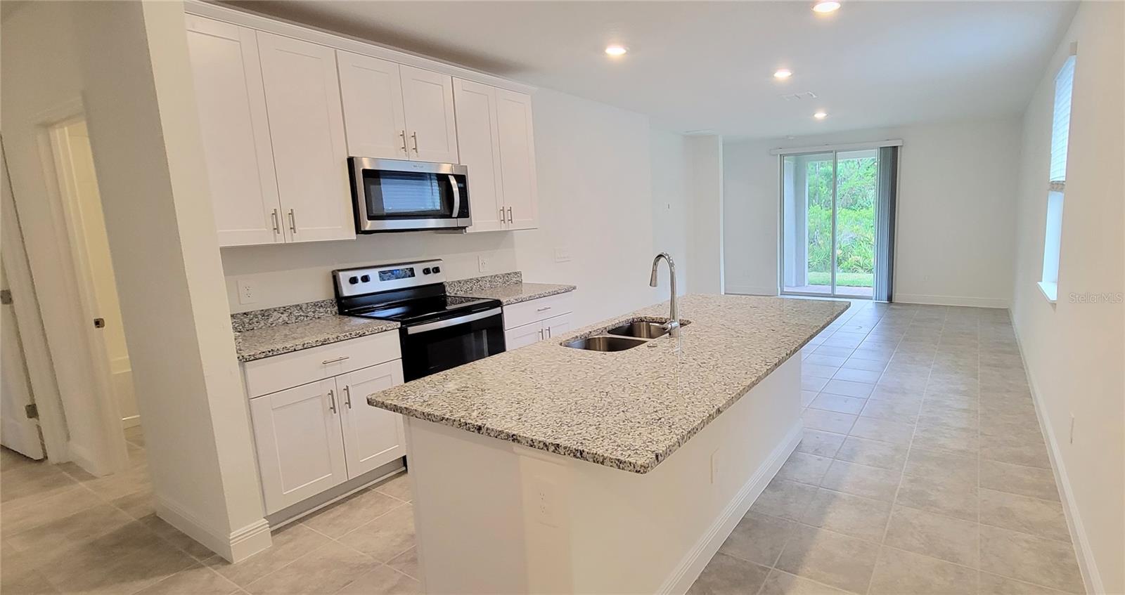 LINKS TERRACE - Residential Lease