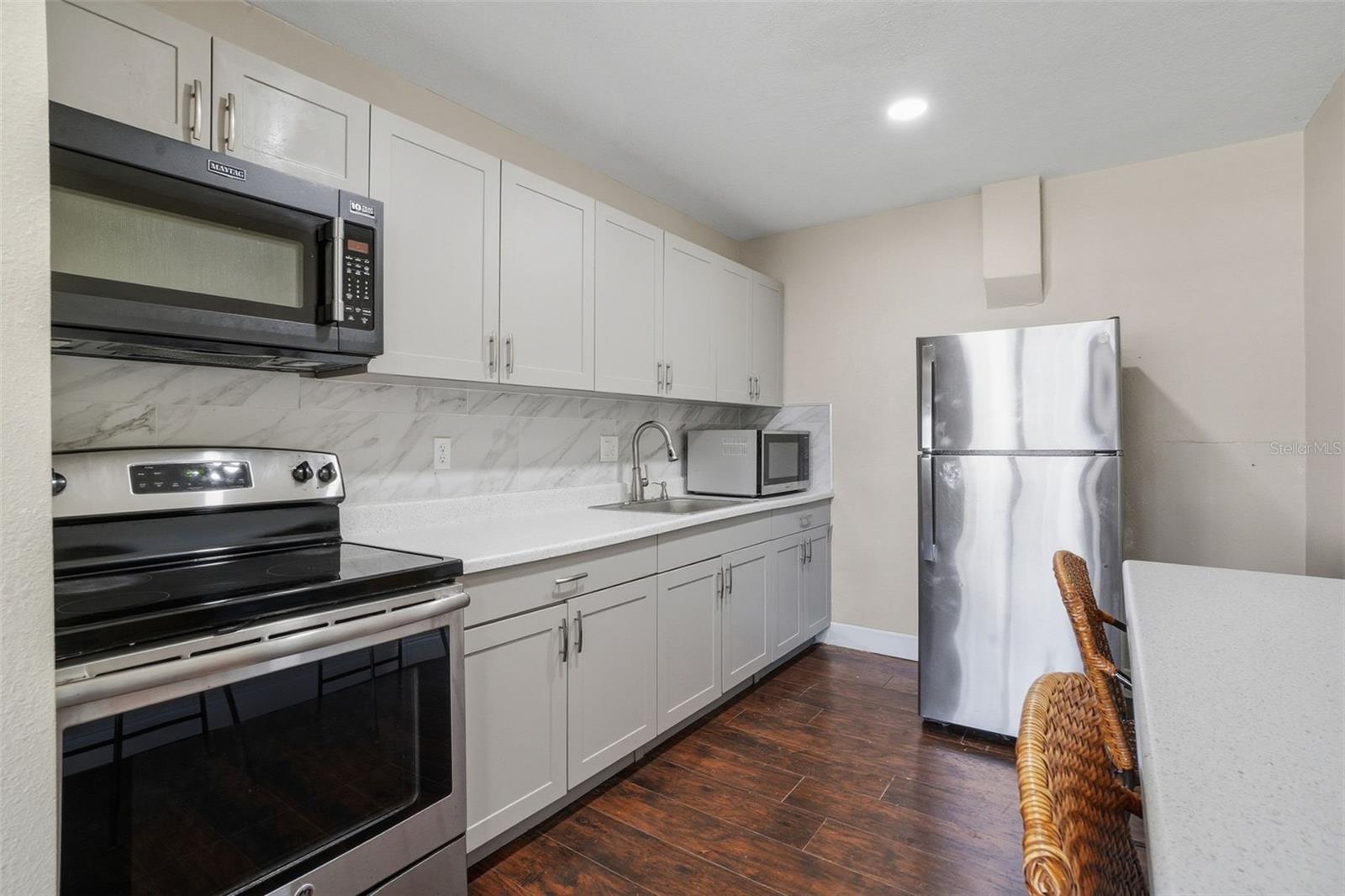 AZALEA PARK REP - Residential Income