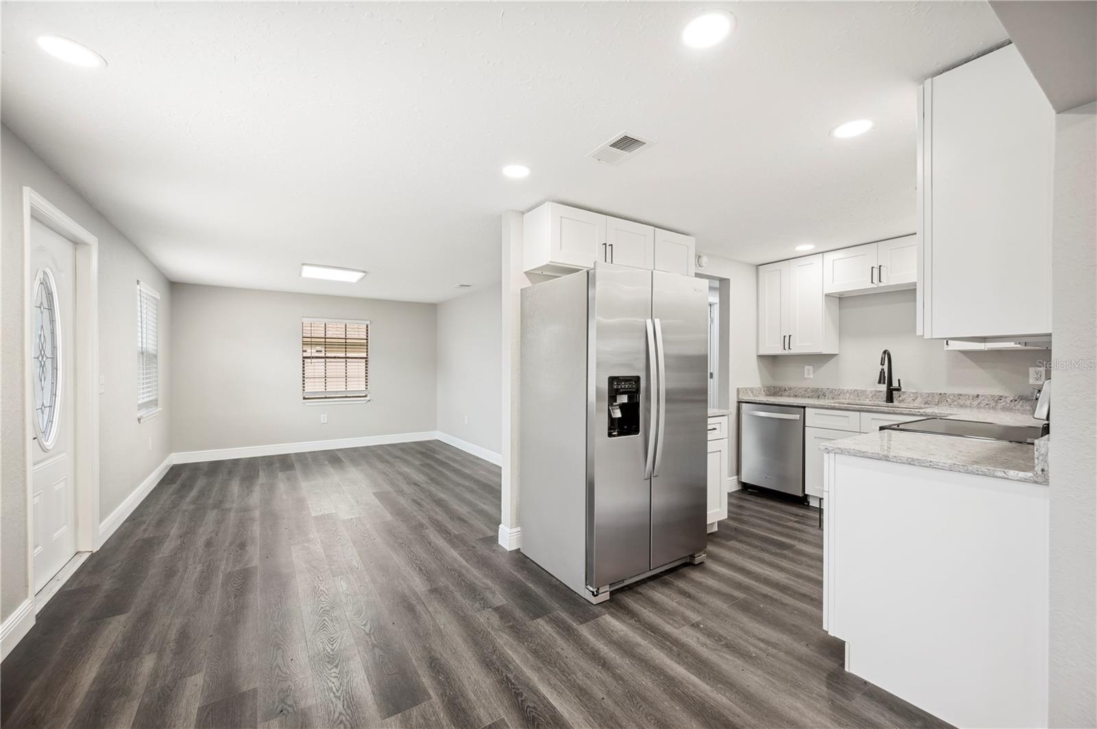 1022 BAYCREST DRIVE
