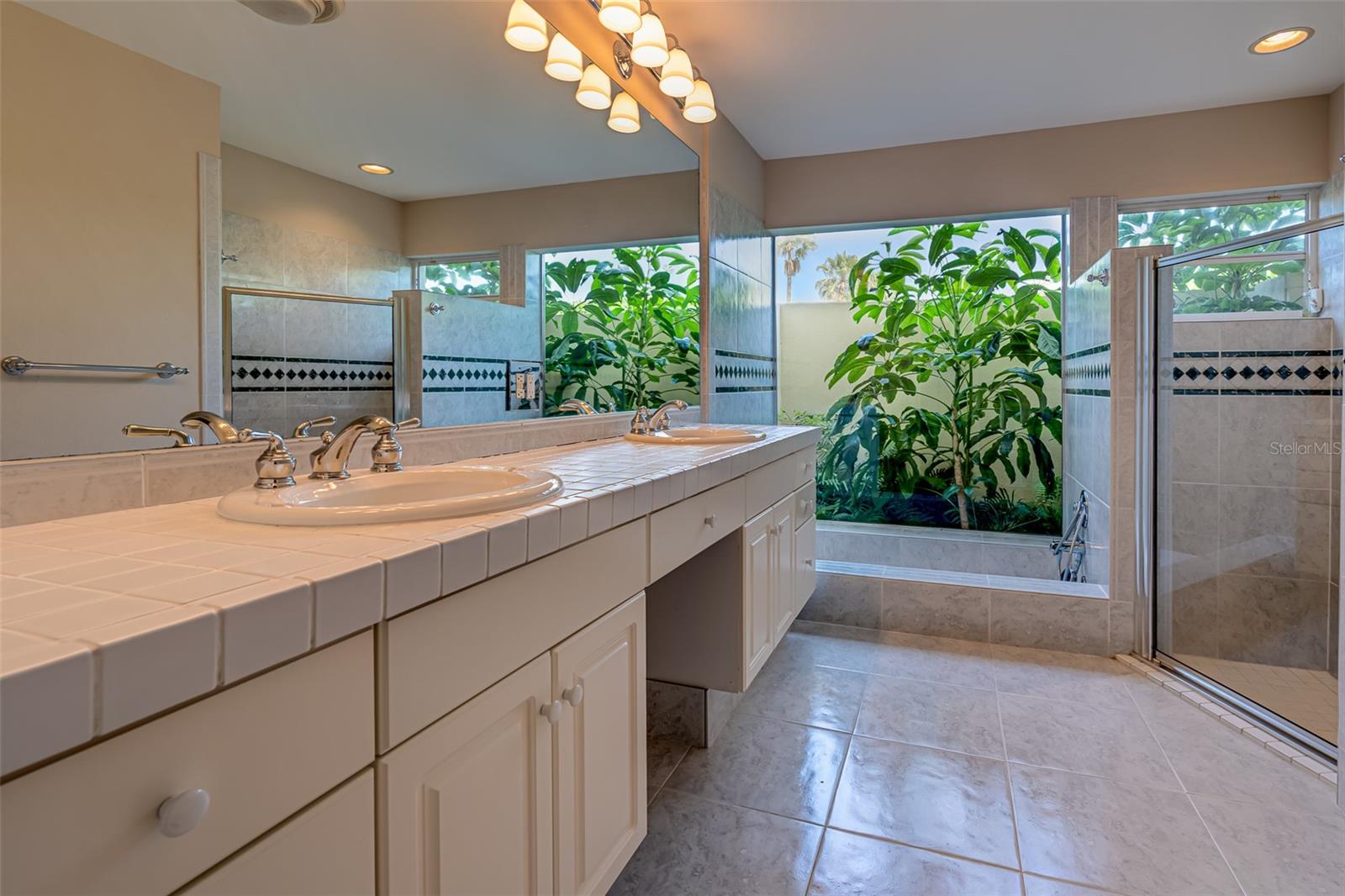 HARBOR BLUFFS SEC 5 - Residential