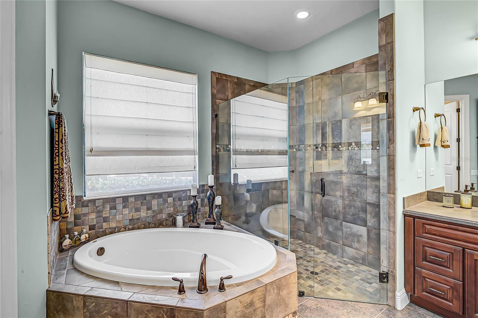 GRAN PARADISO PH 1 - Residential