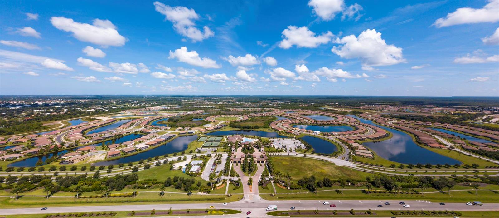 GRAN PARADISO PH 1 - Residential