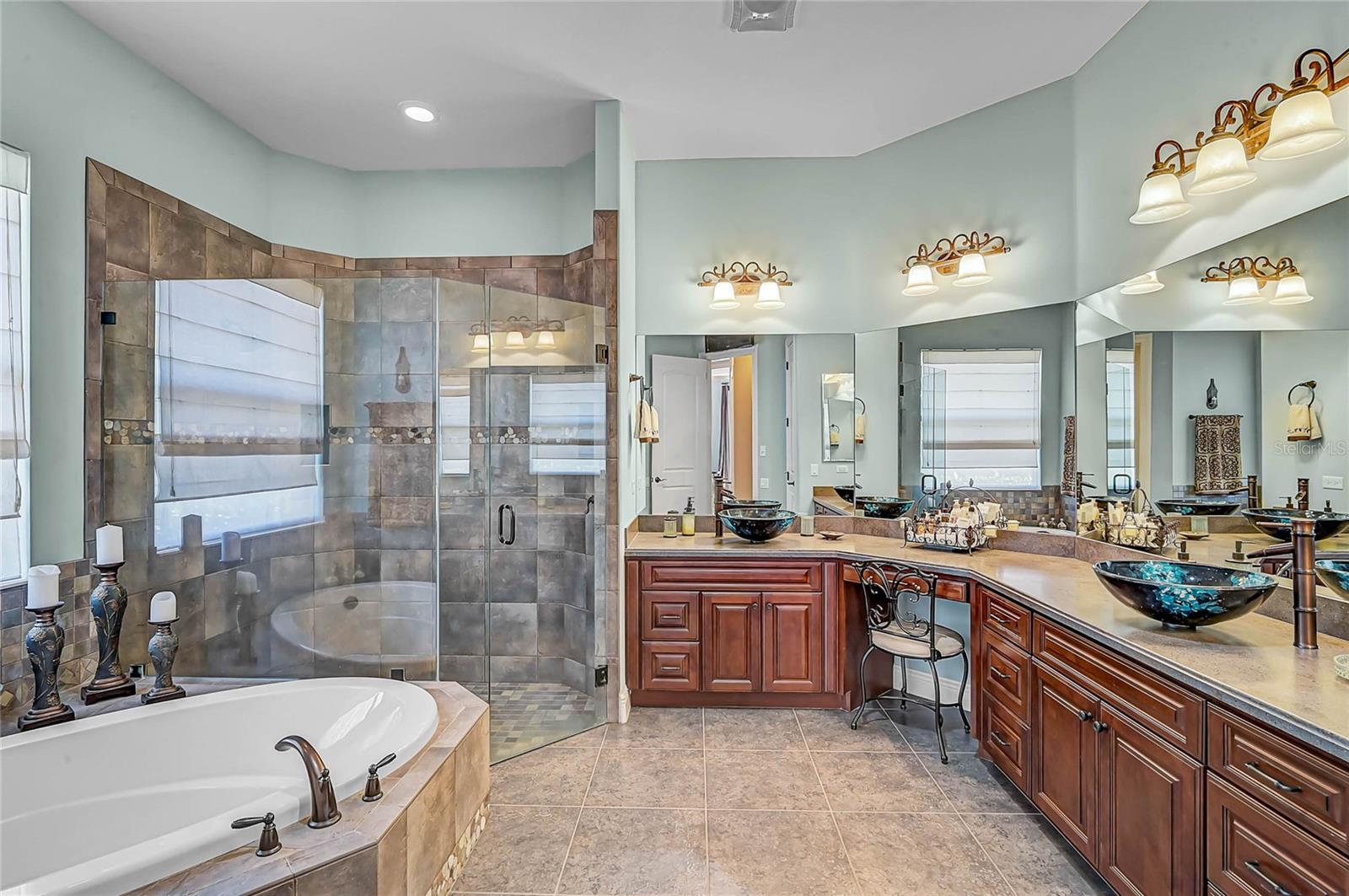 GRAN PARADISO PH 1 - Residential