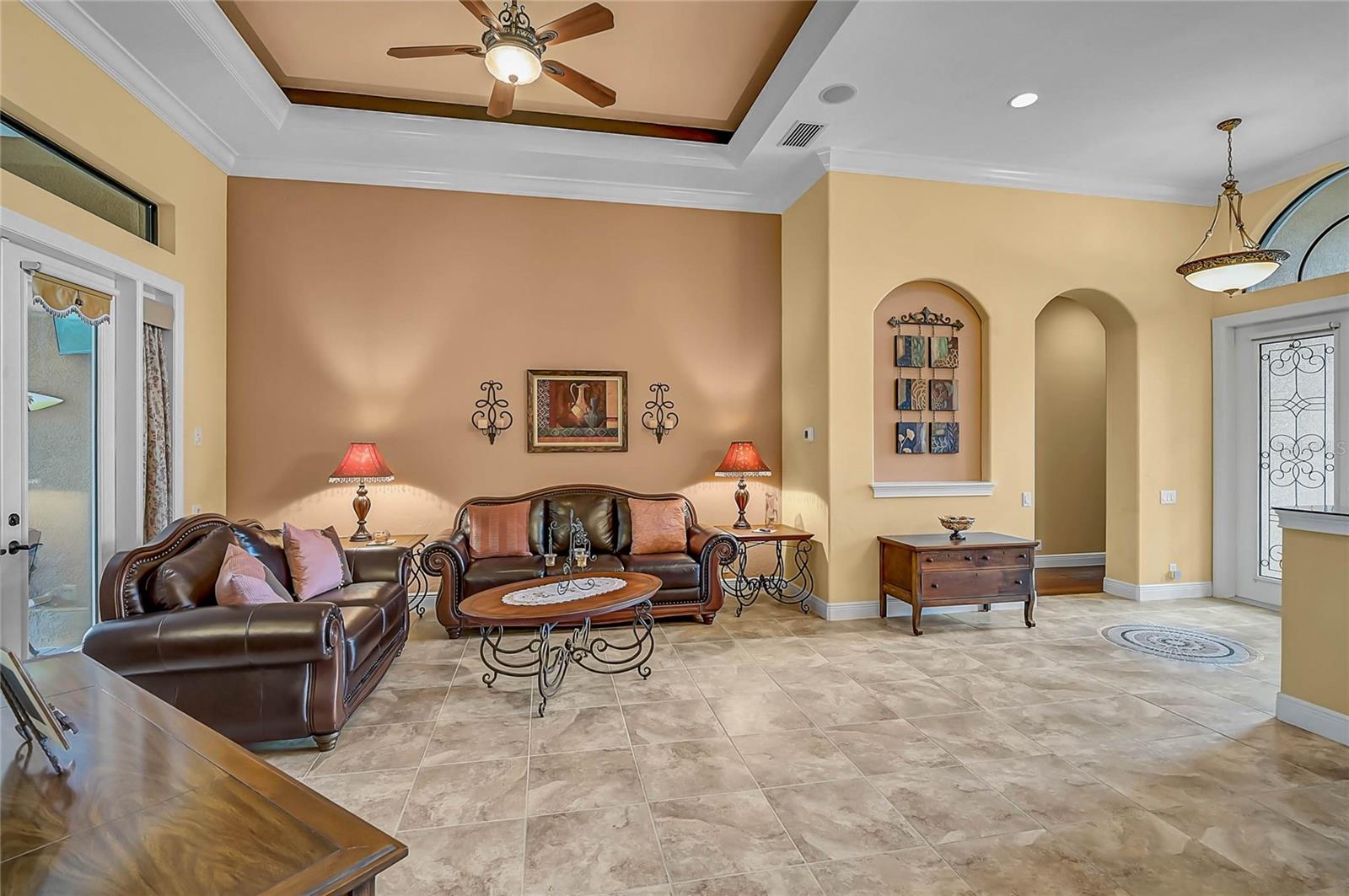 GRAN PARADISO PH 1 - Residential