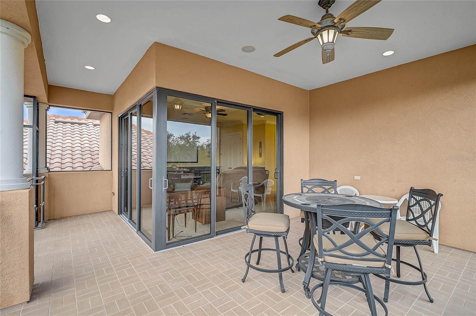 GRAN PARADISO PH 1 - Residential