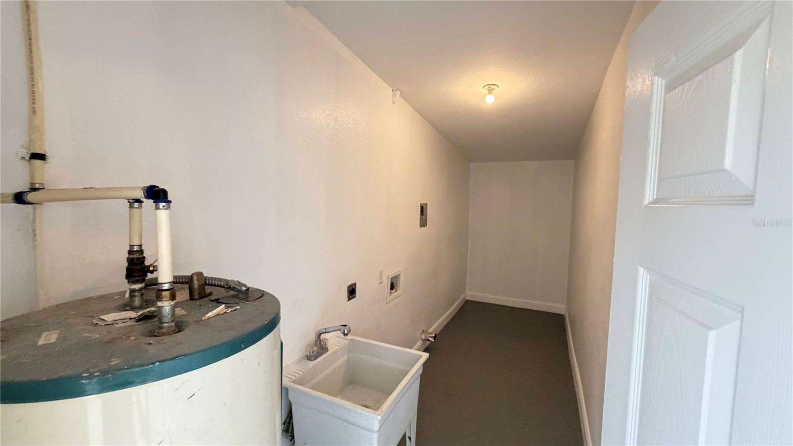 TEMPLE TERRACE RIVERSIDE SUBDI - Residential