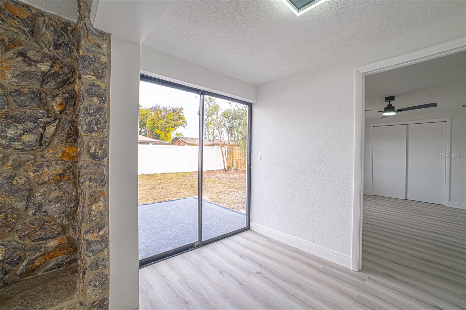 REGENCY PARK - Residential