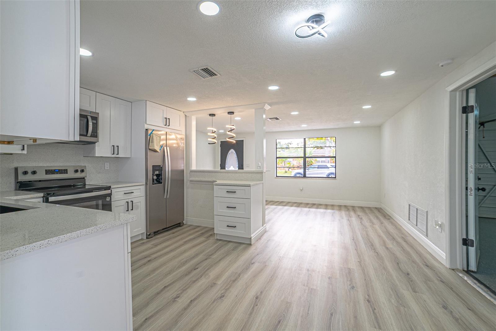 REGENCY PARK - Residential