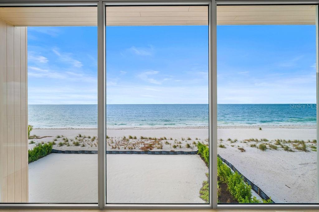 SLEEPY LAGOON - Residential