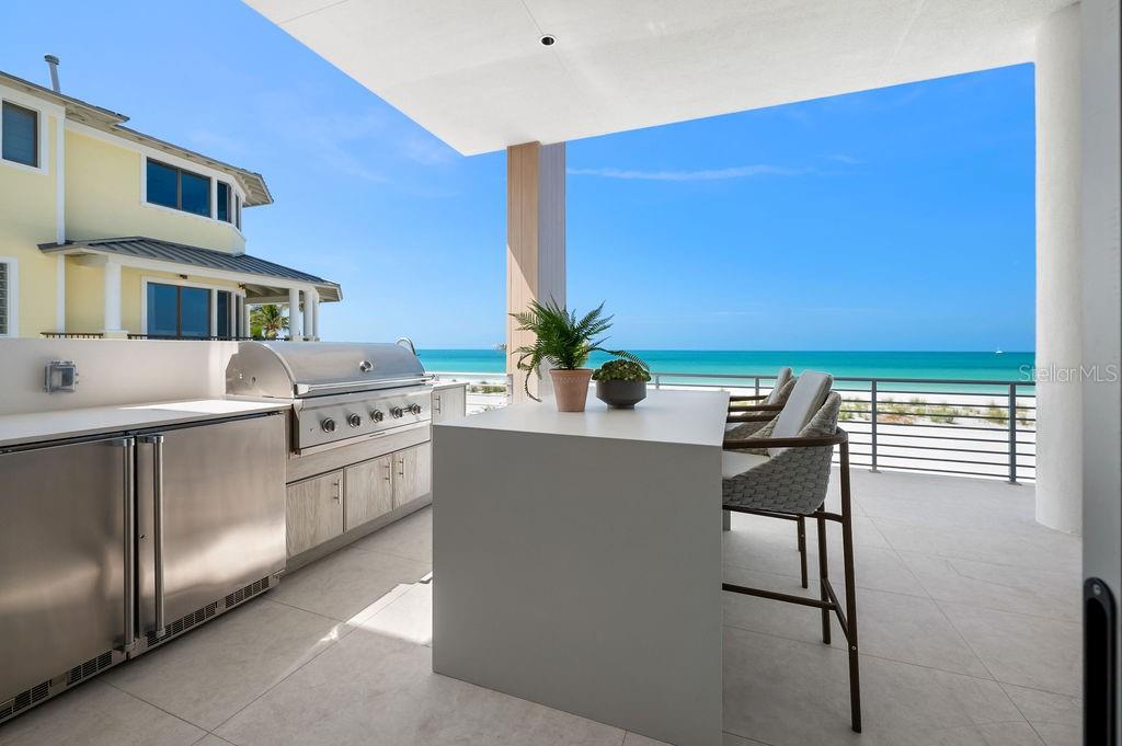 SLEEPY LAGOON - Residential