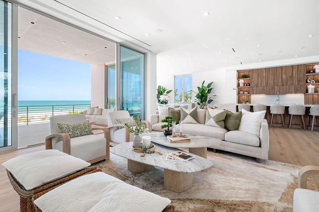 SLEEPY LAGOON - Residential