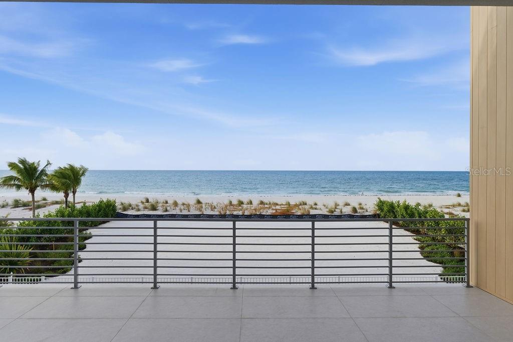 SLEEPY LAGOON - Residential