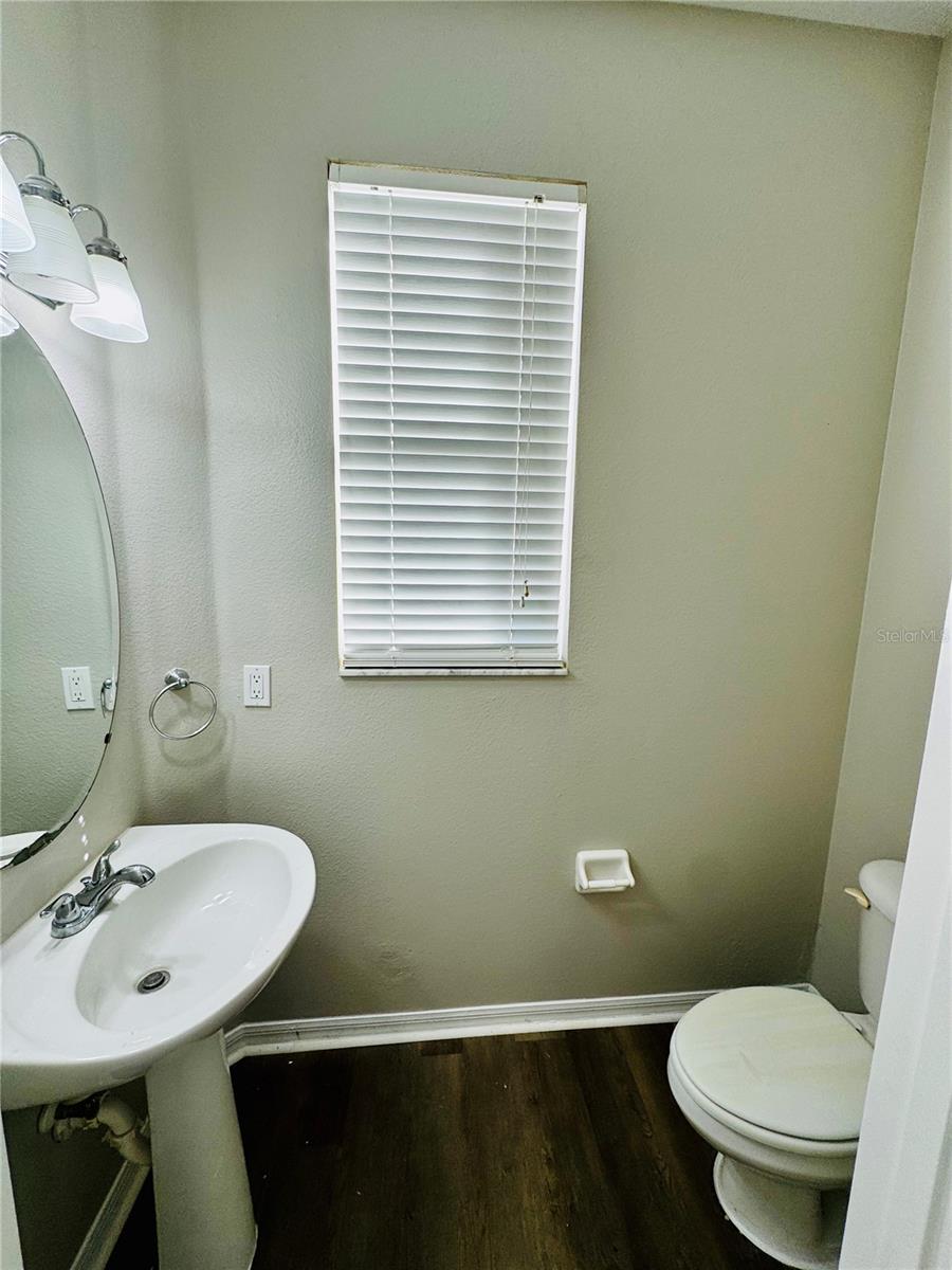 ANDOVER CAY PH 02A 48 77 - Residential