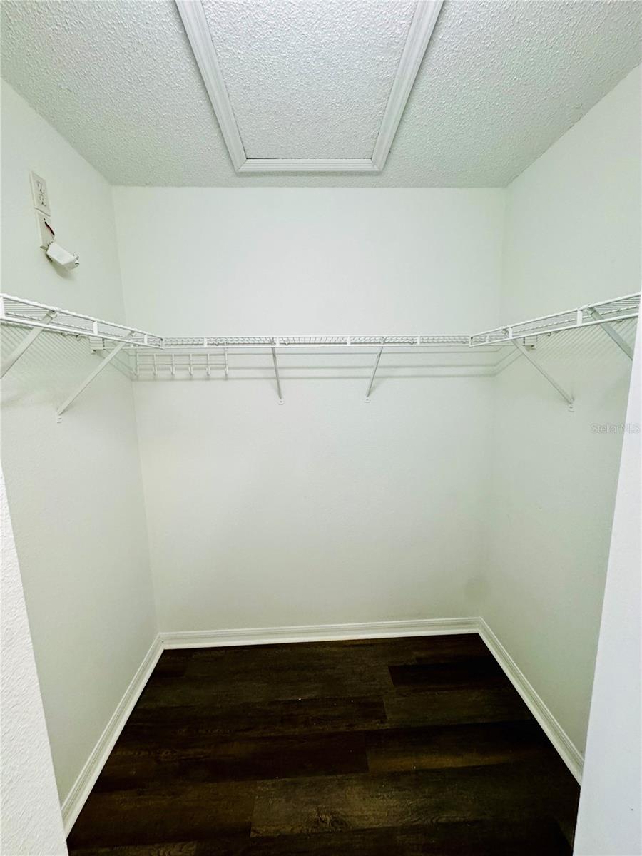 ANDOVER CAY PH 02A 48 77 - Residential