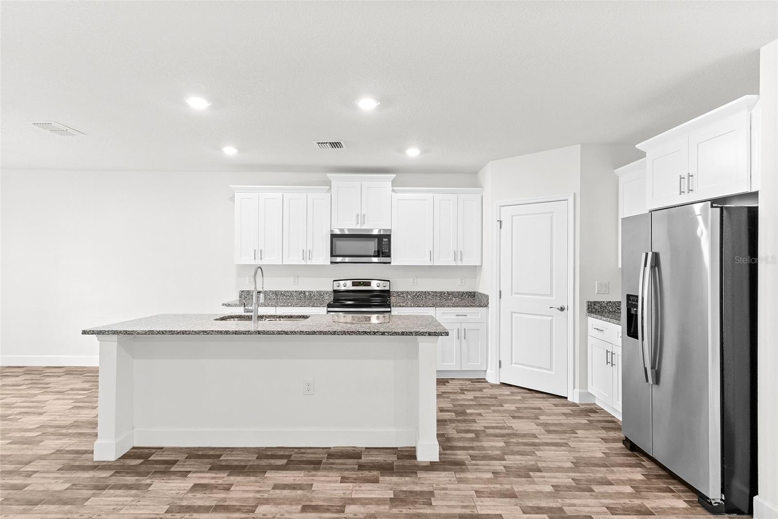 ORANGE BLOSSOM HILLS UN 03 - Residential