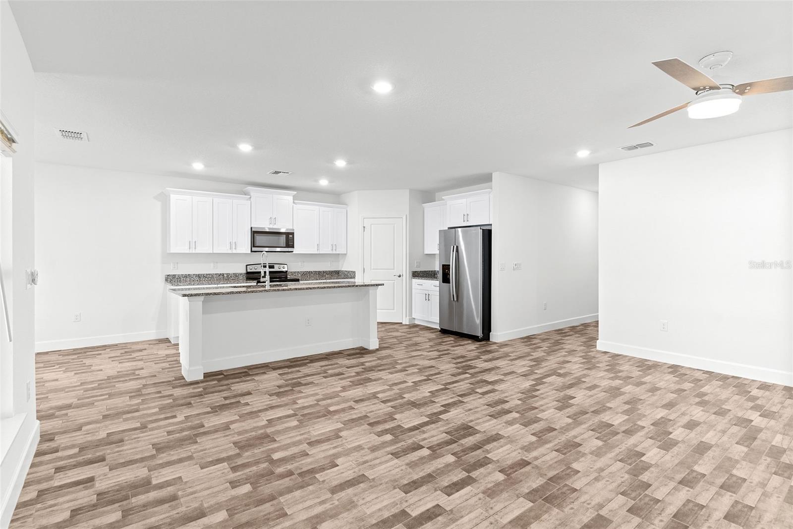 ORANGE BLOSSOM HILLS UN 03 - Residential