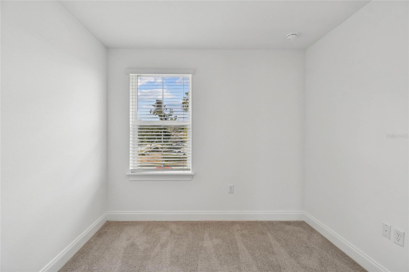 TOWNES AT NORTHLAKE - Residential