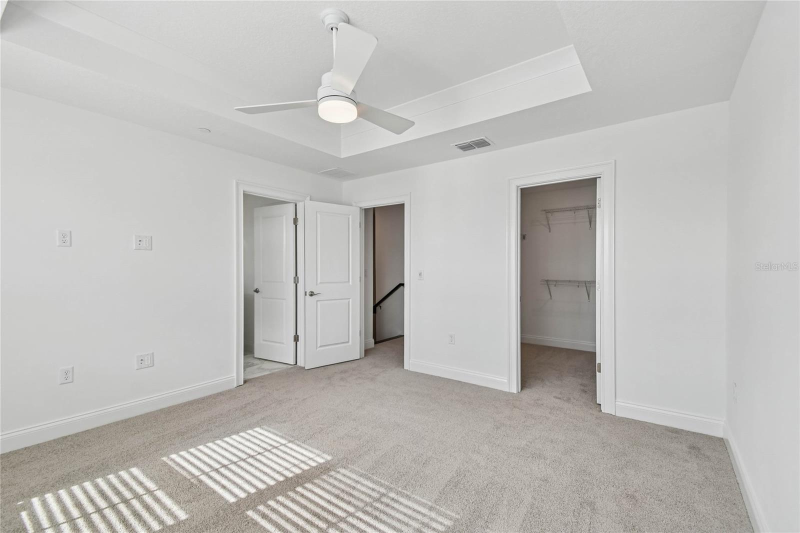 TOWNES AT NORTHLAKE - Residential