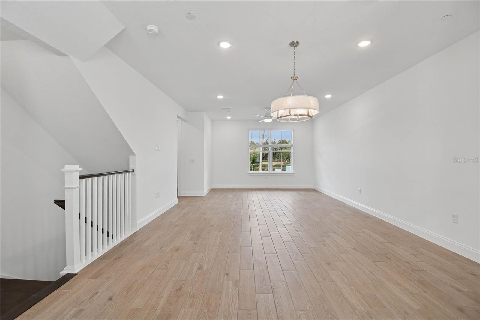 TOWNES AT NORTHLAKE - Residential