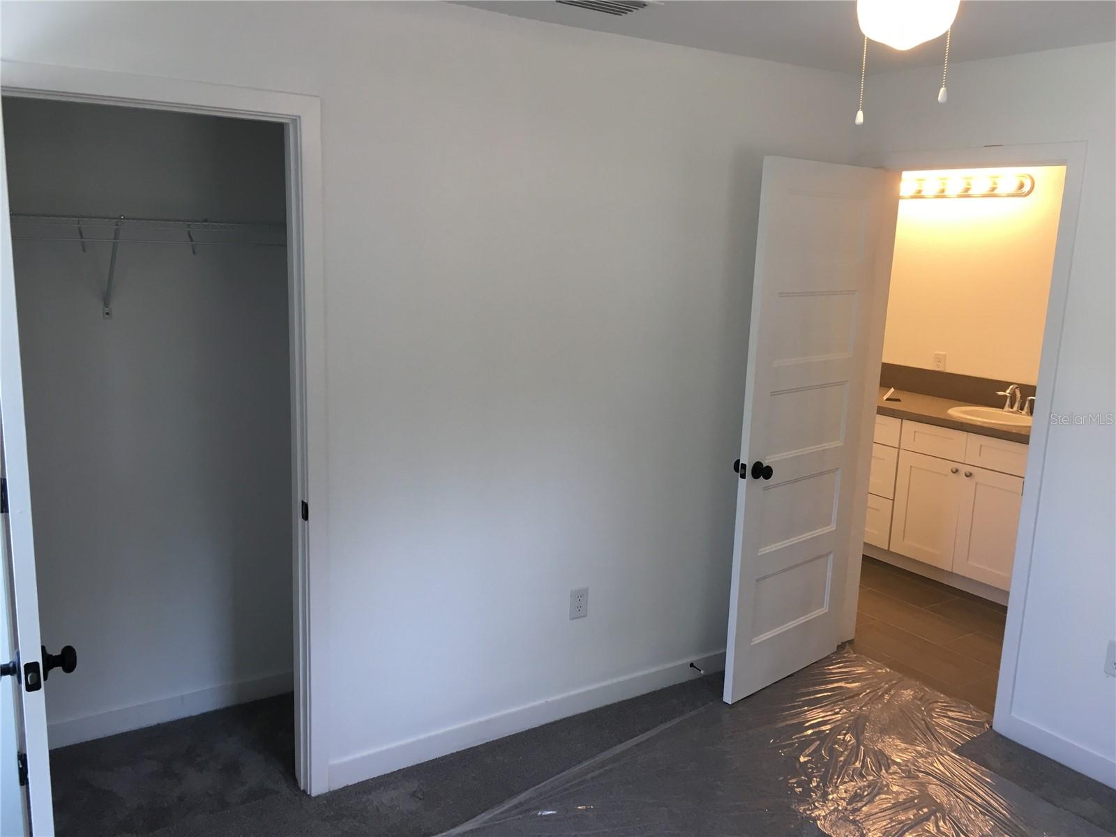 LAUREL OAKS SUB - Residential