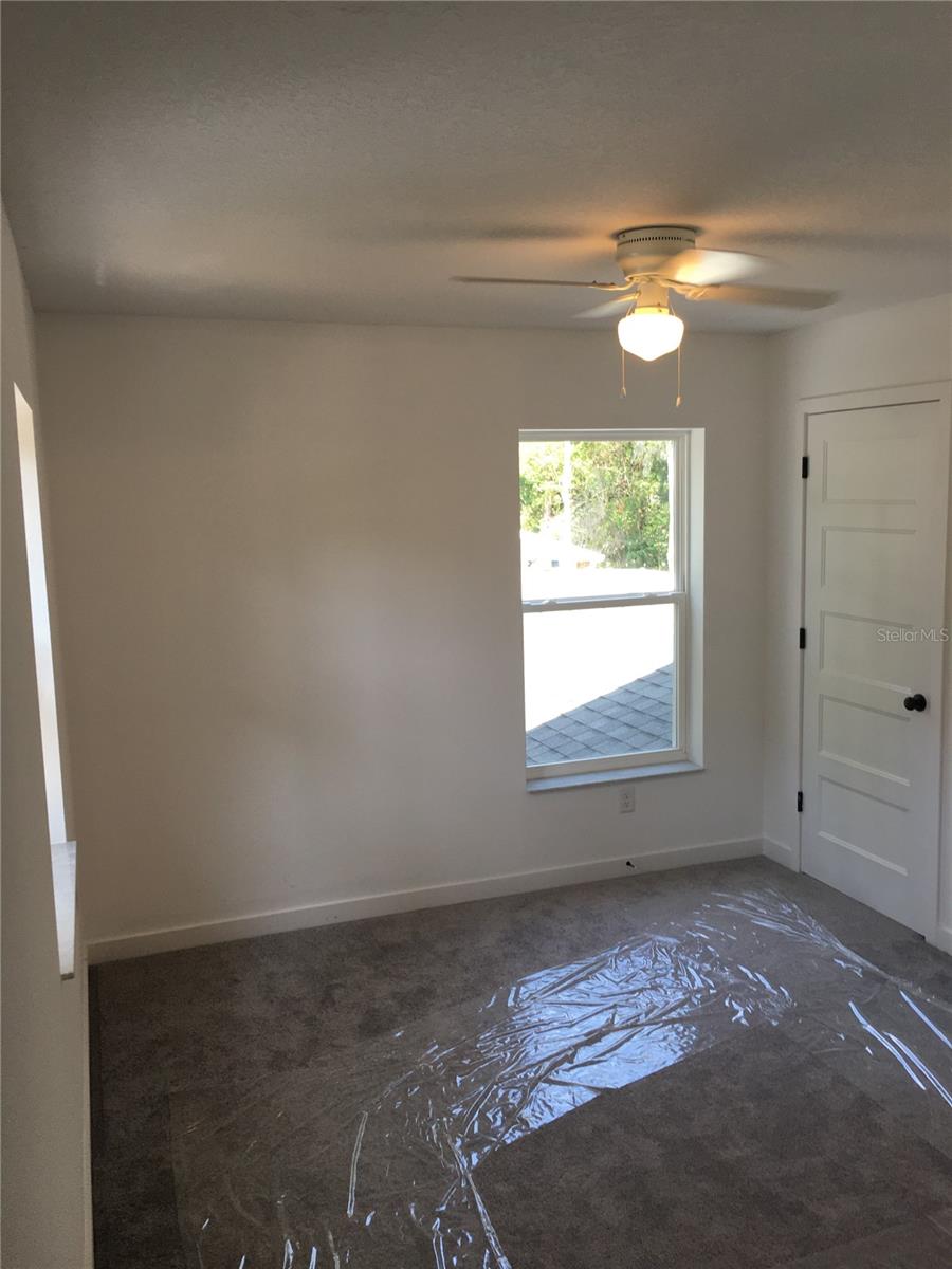 LAUREL OAKS SUB - Residential