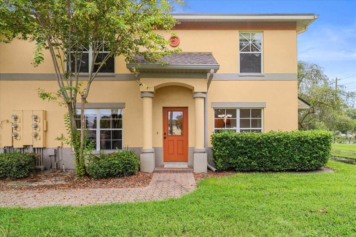 One or more pictures are virtually staged. Welcome to Coquina Key townhomes, a secured and gated community located just a few minutes from vibrant downtown St. Pete, yet quiet and secluded. Assigned parking makes for a welcoming home coming. This corner property allows for additional privacy at your stylish and spacious home. When you enter you will find a bright and open floor plan, including a dining room with enough seating for a celebration or holiday party. The kitchen features classic cabinets, nice stainless steel appliances and beautiful granite tops. The whole interior has been freshly painted and is move in ready. Luxury vinyl plank flooring runs through out the downstairs living space. The living room offers plenty of room for a large furniture. Upstairs you will find 3 full bedrooms. The primary bedroom features a walk in closet and an en-suite bathroom with a jacuzzi tub. The upstairs laundry closet includes a washer and a dryer. There was no flooding during the hurricanes. The HOA covers water, sewer, garbage, insurance, roof maintenance, landscaping, pool maintenance, exterior pest control and security. Should you be looking for a pet friendly, low maintenance living is this the place!