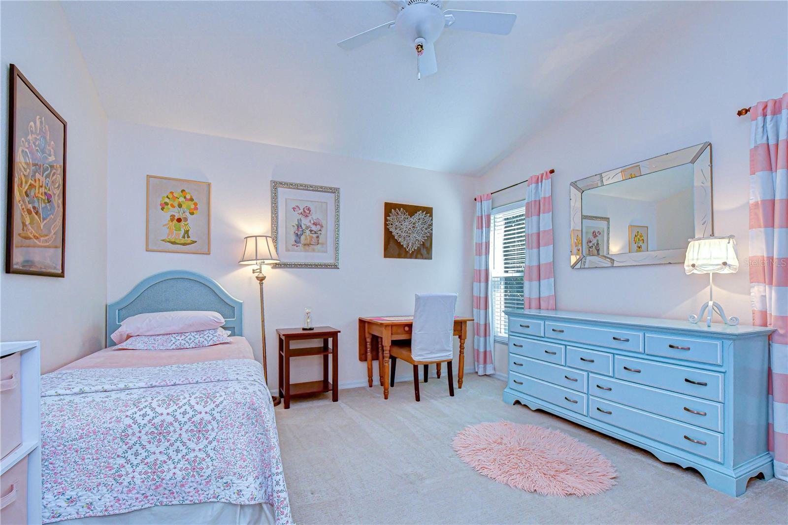 FISHHAWK RANCH PH 1 - Residential