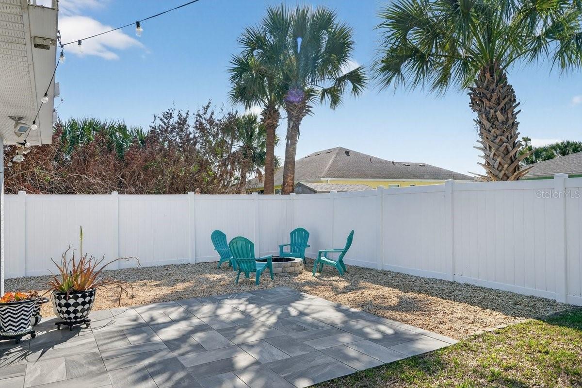 PELICAN DUNES LTS 01-52 INC - Residential