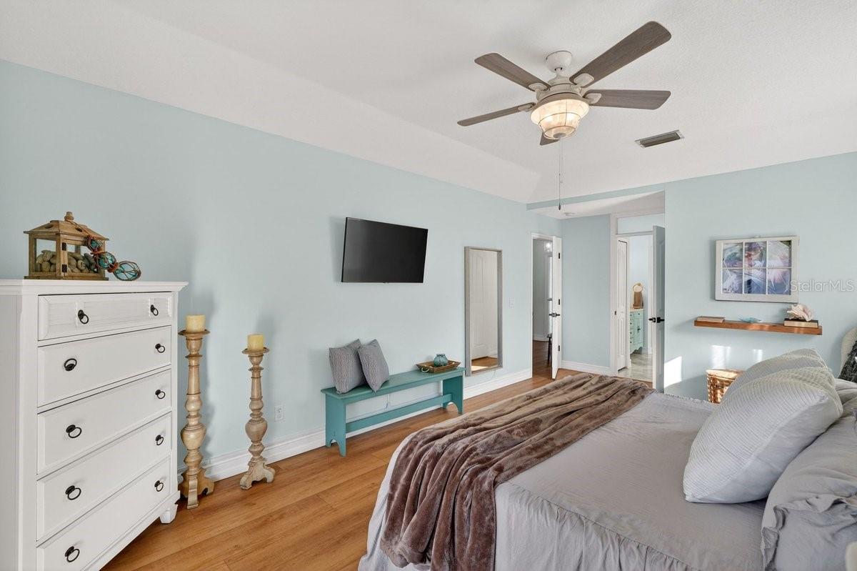 PELICAN DUNES LTS 01-52 INC - Residential