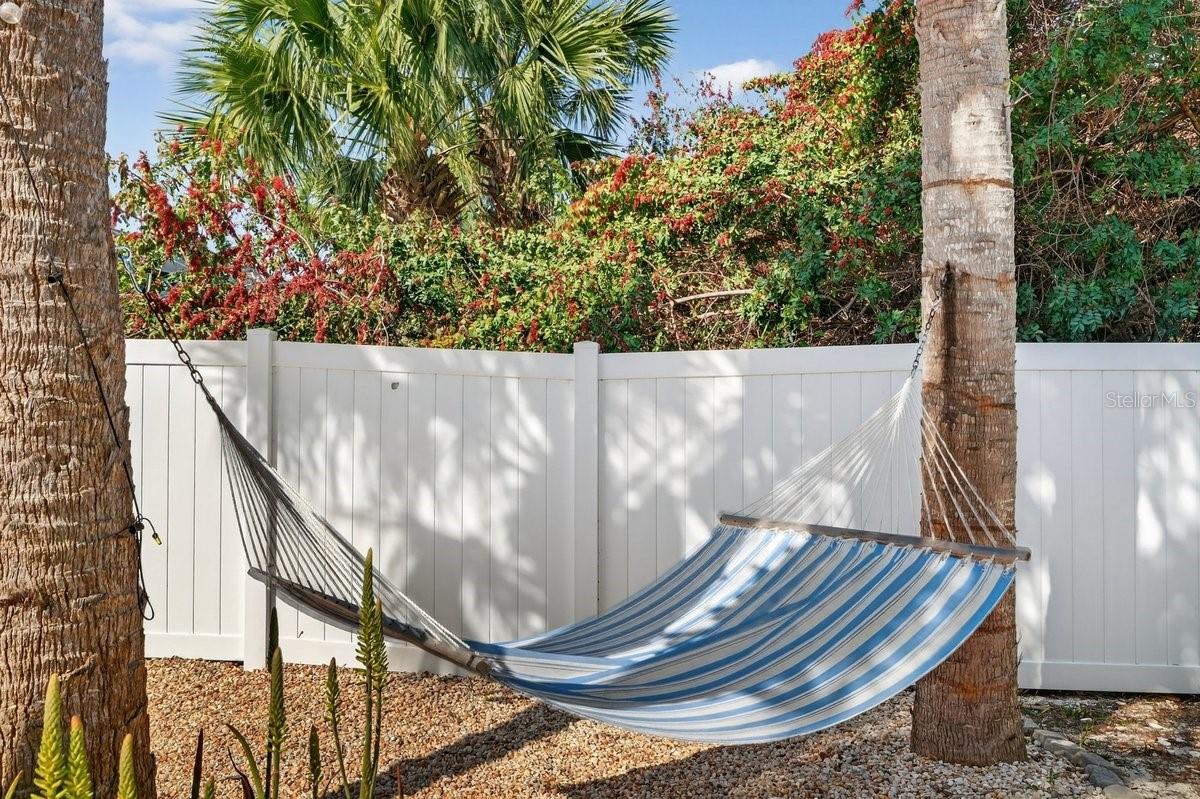 PELICAN DUNES LTS 01-52 INC - Residential