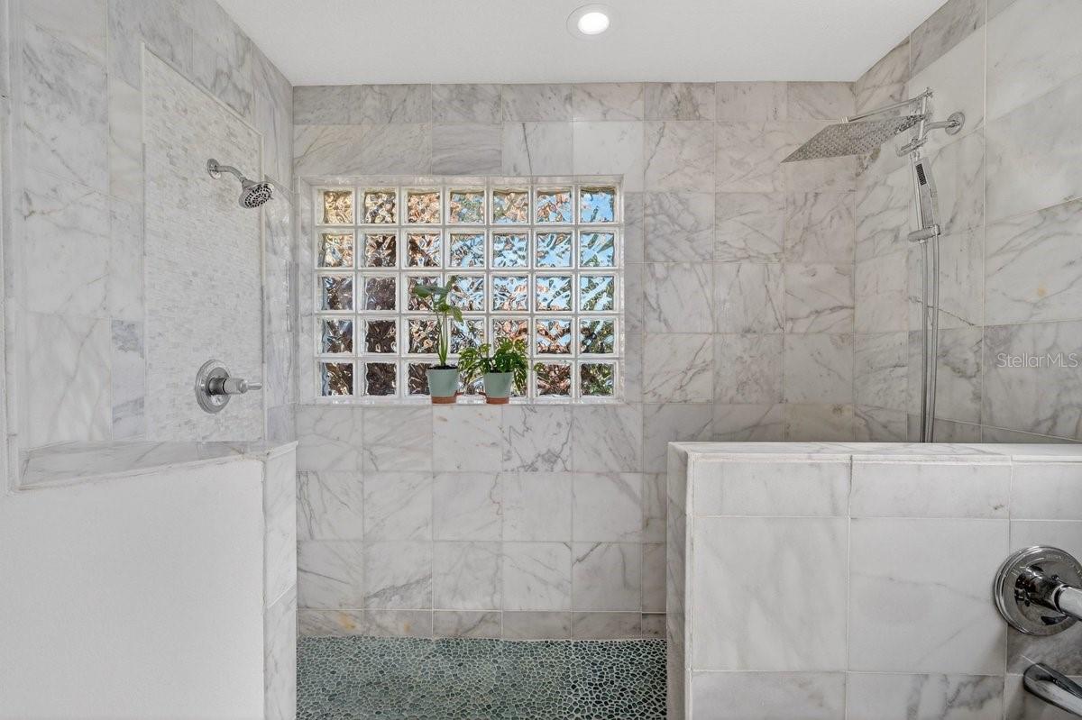 PELICAN DUNES LTS 01-52 INC - Residential