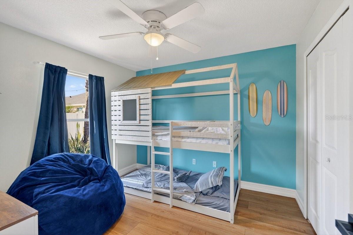 PELICAN DUNES LTS 01-52 INC - Residential