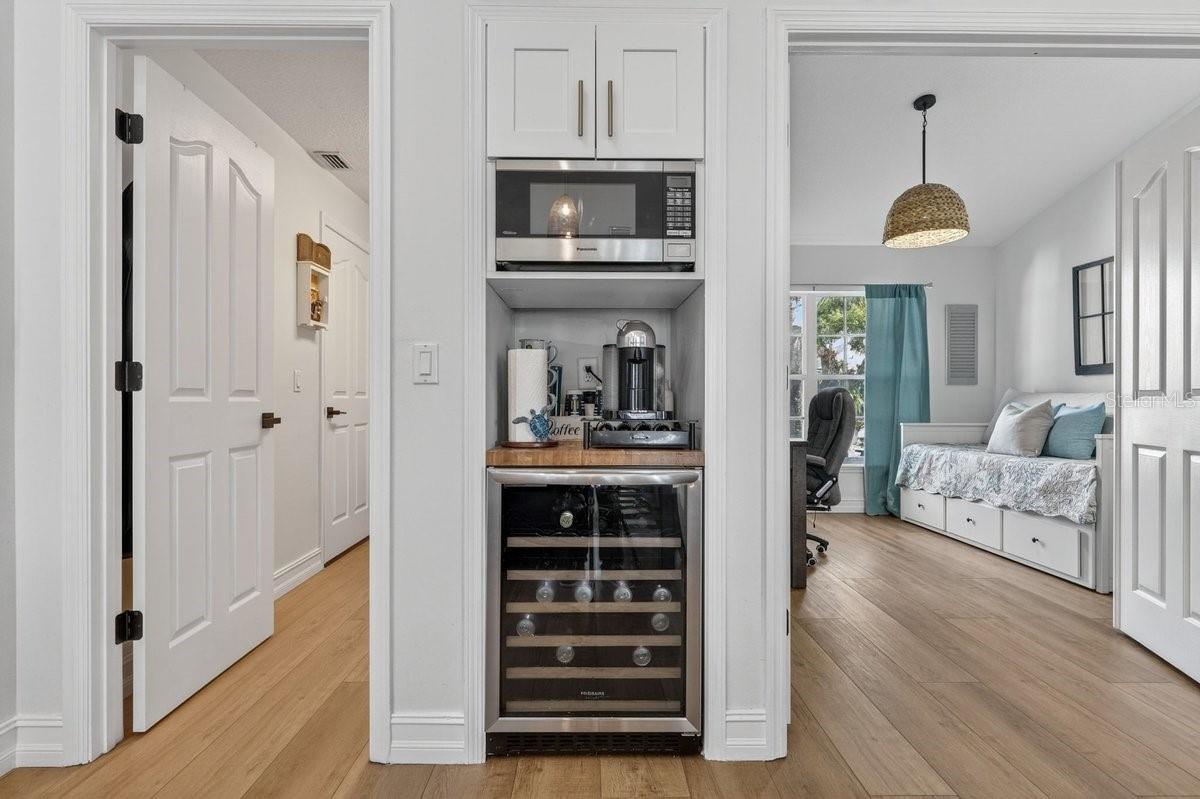 PELICAN DUNES LTS 01-52 INC - Residential