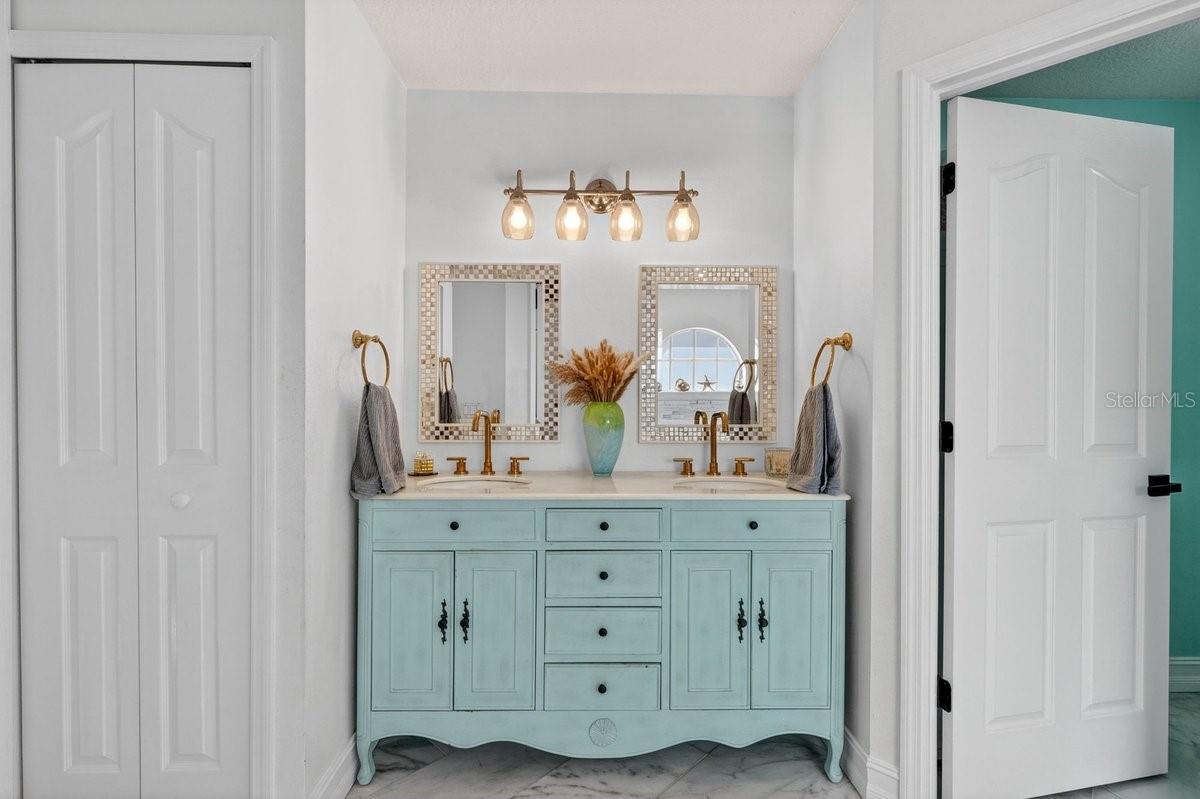 PELICAN DUNES LTS 01-52 INC - Residential