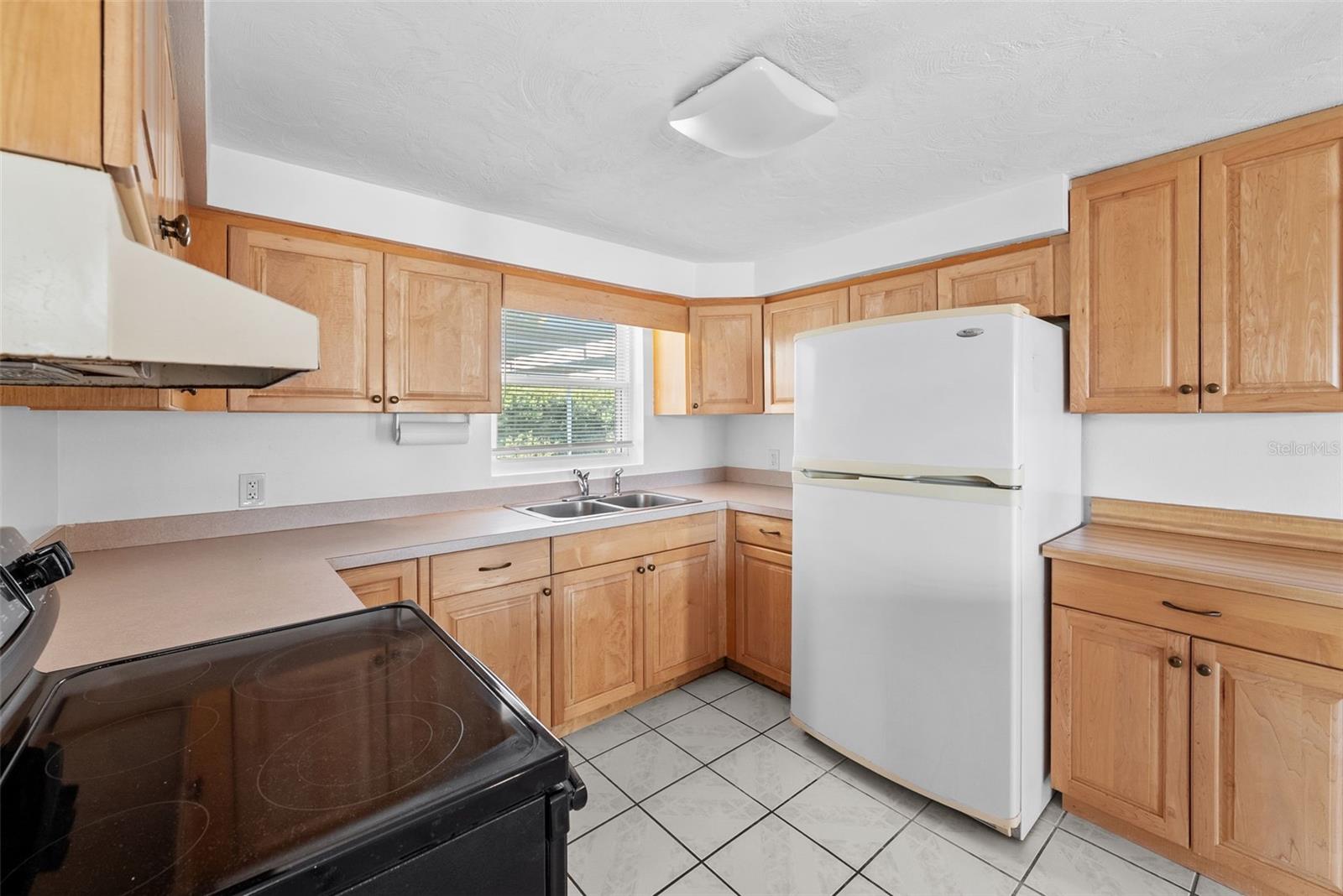 HOLIDAY GARDENS ESTATES - Residential