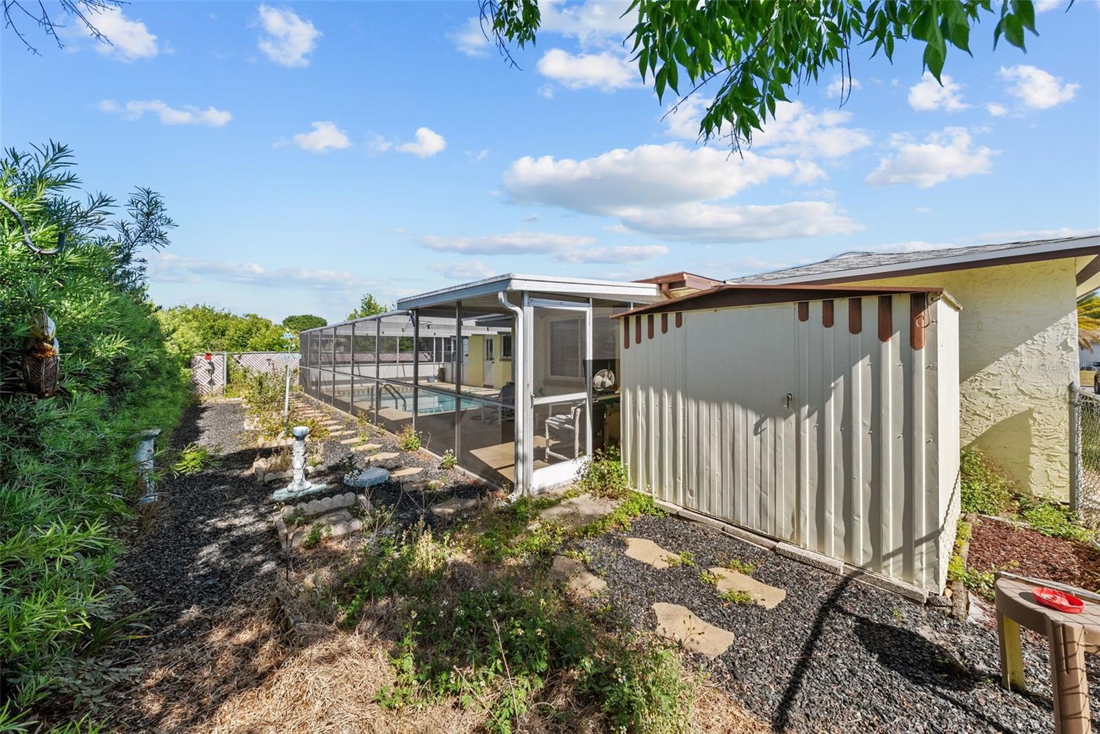 HOLIDAY GARDENS ESTATES - Residential