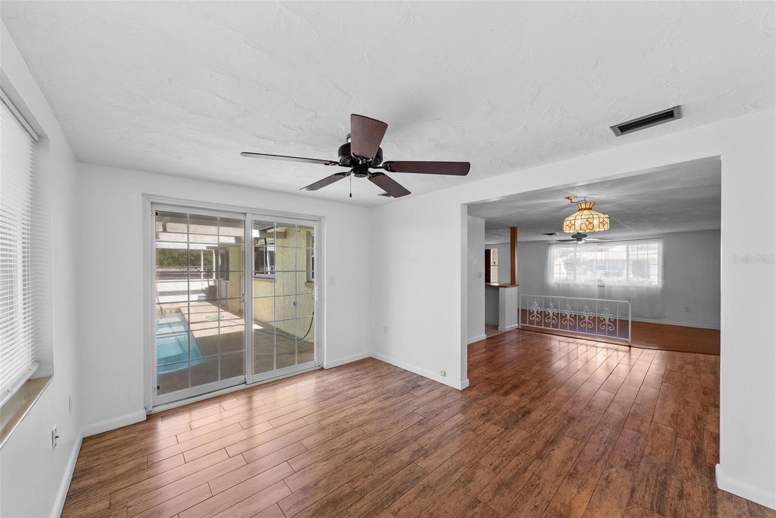 HOLIDAY GARDENS ESTATES - Residential