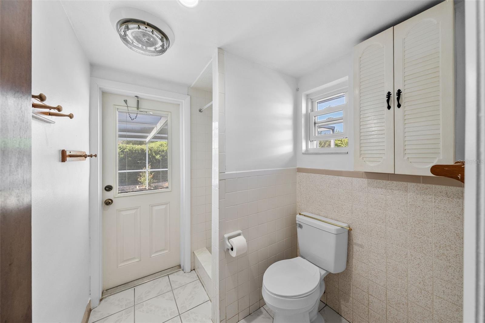 HOLIDAY GARDENS ESTATES - Residential