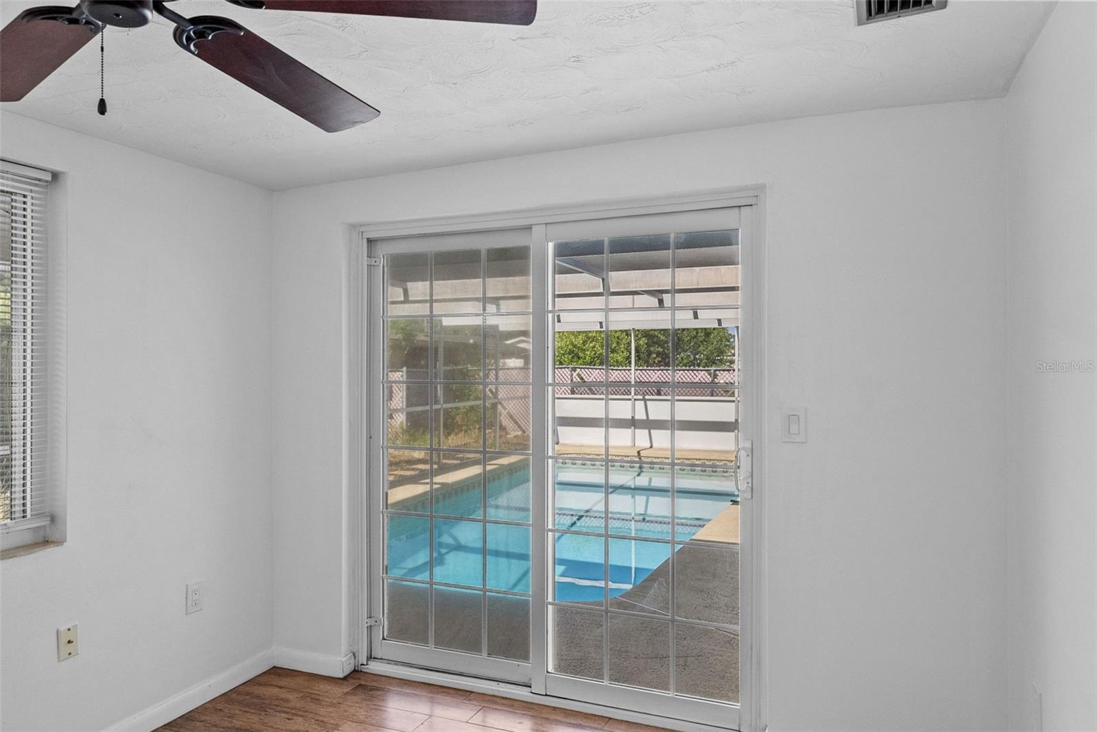 HOLIDAY GARDENS ESTATES - Residential