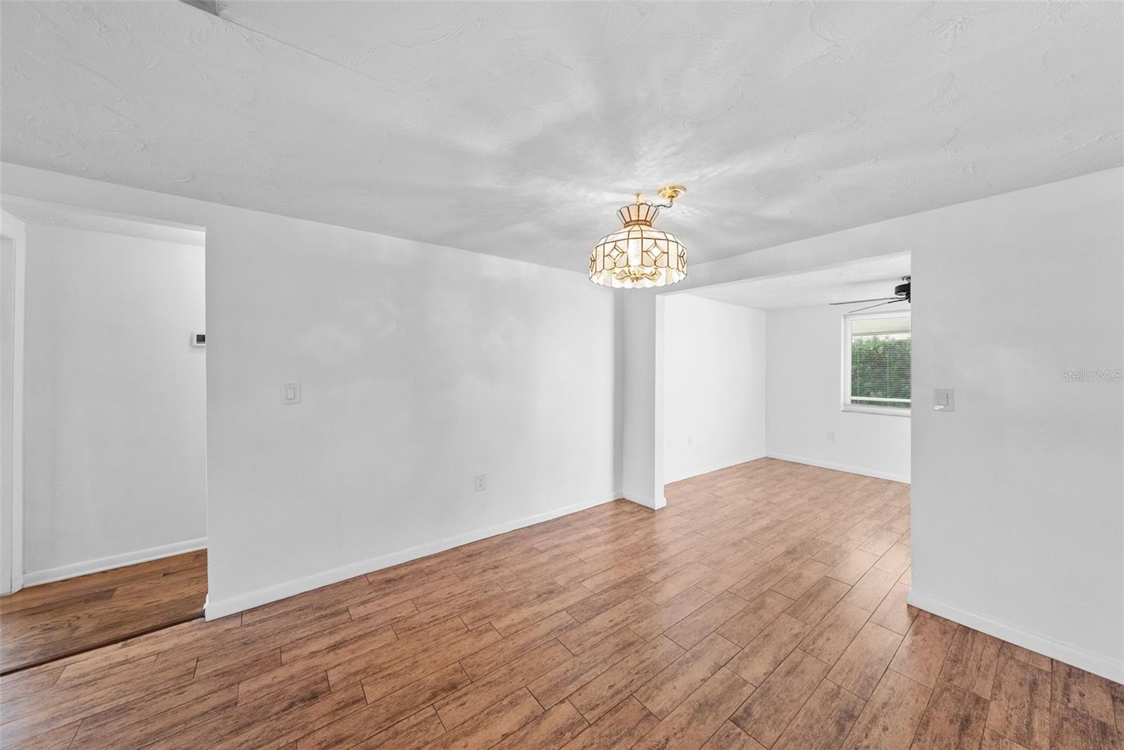 HOLIDAY GARDENS ESTATES - Residential