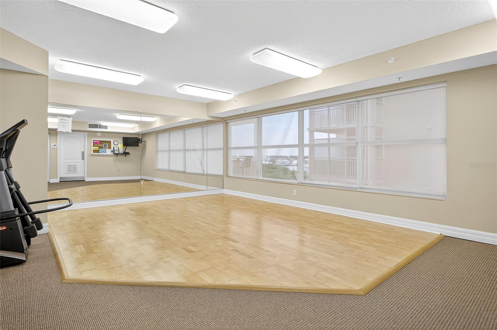 SEAVIEW PLACE AT GULF LANDINGS A CONDO - Residential