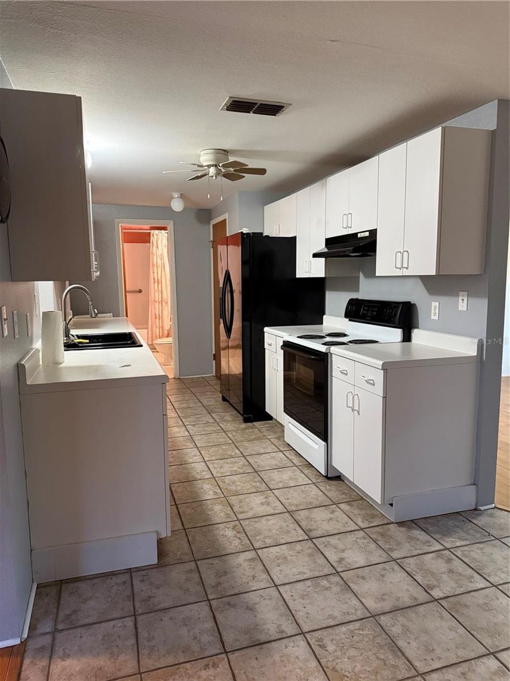 Photo of 11972 Lakewood Drive, Hudson, FL 34669 (MLS # TB8458985)