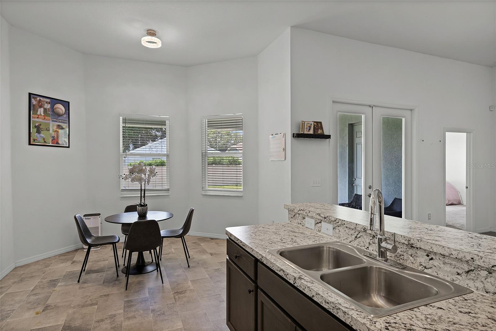 VILLAGE/CRYSTAL BEACH - Residential Lease