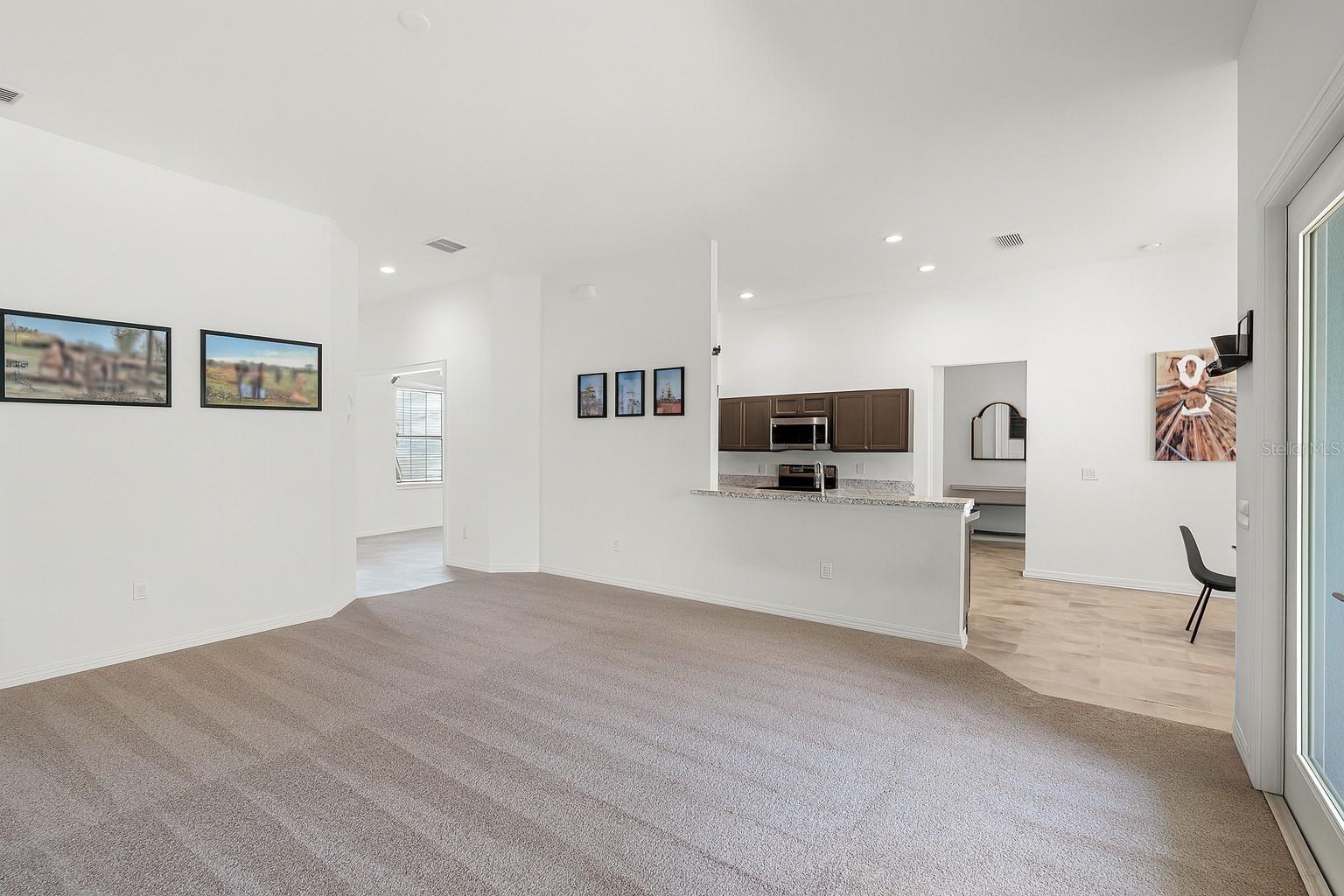 VILLAGE/CRYSTAL BEACH - Residential Lease