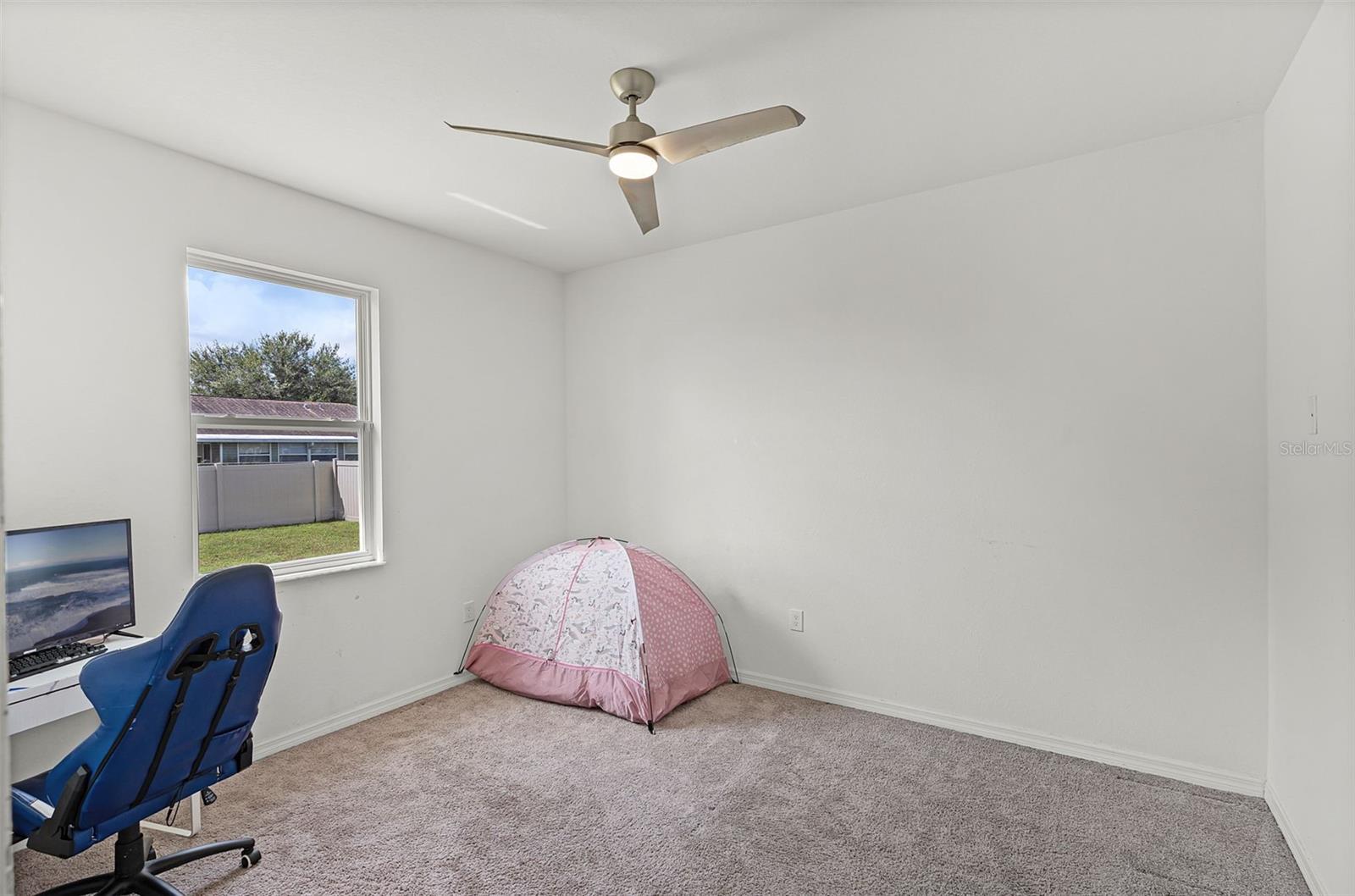 VILLAGE/CRYSTAL BEACH - Residential Lease