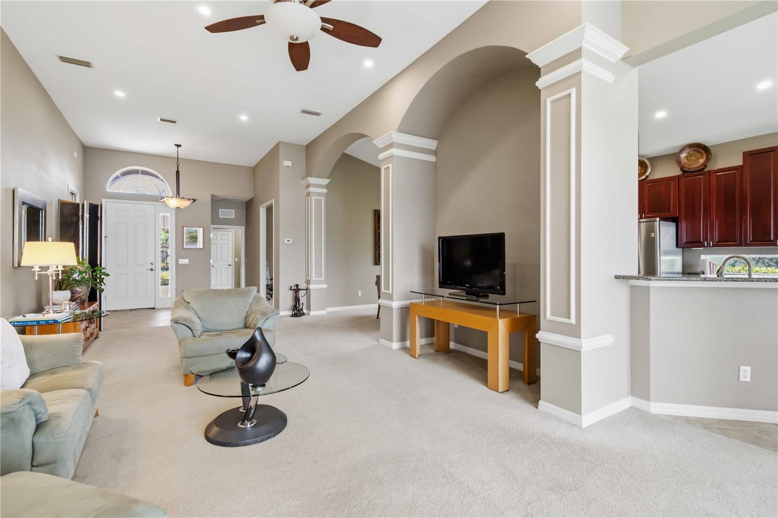 UNIVERSITY PLACE - Residential