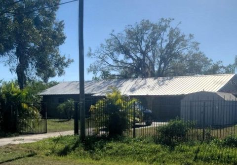 A home in GIBSONTON