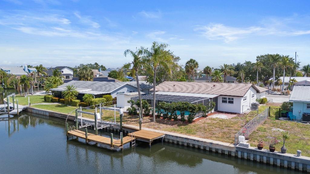 APOLLO BEACH UNIT 08 A RESUBDI - Residential